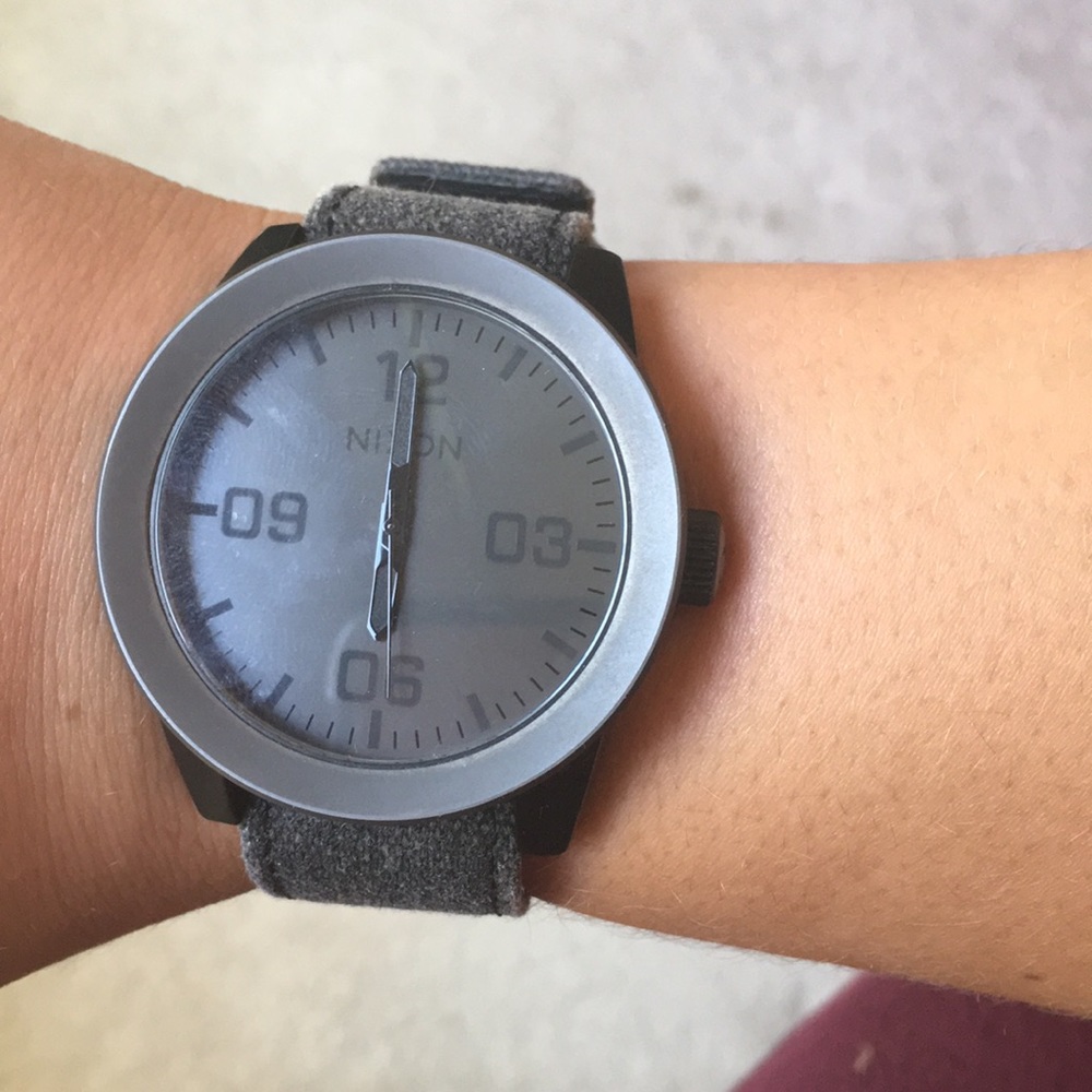 Nixon watch